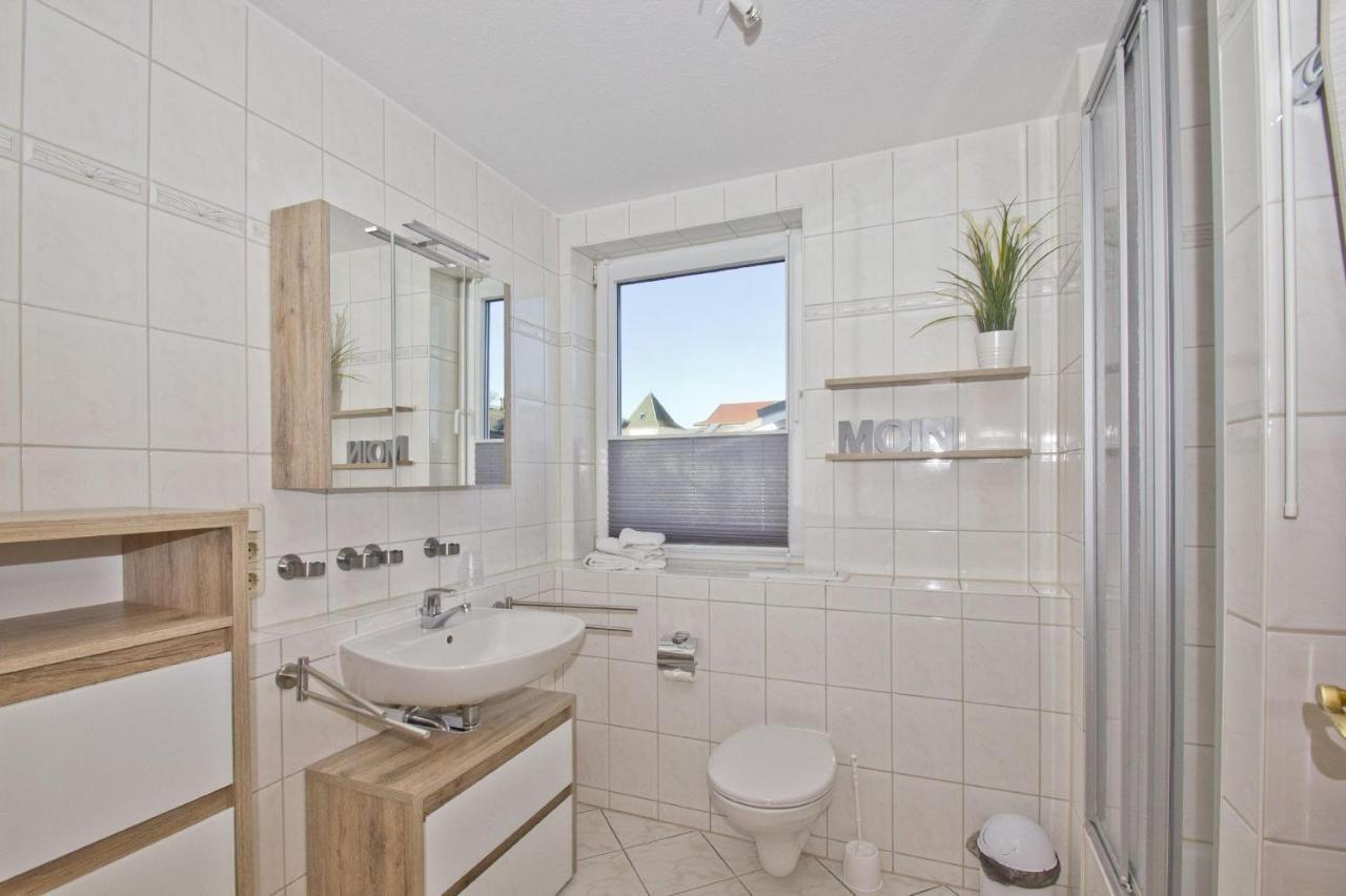 Ferienwohnung Mit Balkon, Gratis Nutzung Vom Ahoi Erlebnisbad Und Sauna In Sellin - Haus Strandeck Fewo 20 Goehren  Exterior foto